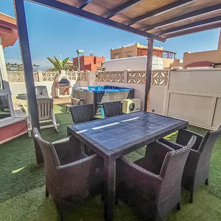 Holiday home Aeren House La Oliva